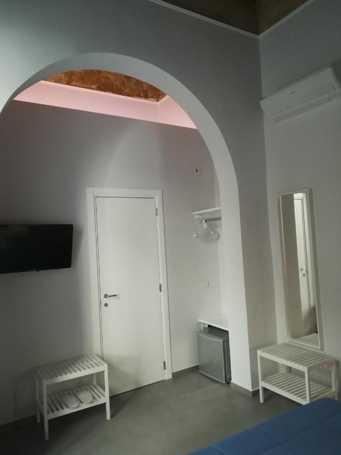 לינה וארוחת בוקר נאפולי L'Arco E Il Vico מראה חיצוני תמונה