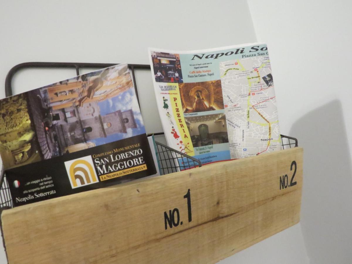 לינה וארוחת בוקר נאפולי L'Arco E Il Vico מראה חיצוני תמונה